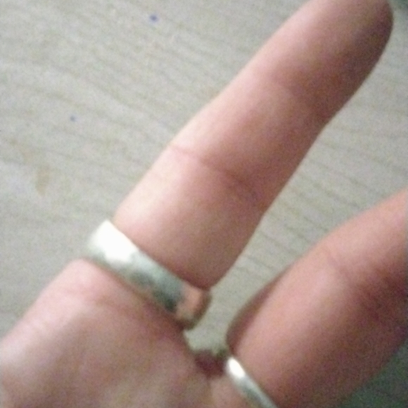 Sterling silver elephant ring - Picture 2 of 4